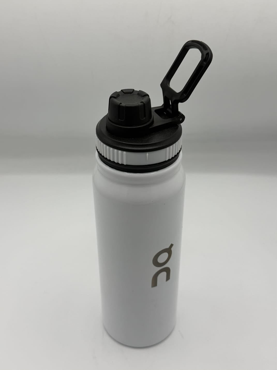 On Insulated Steel Water Bottle – Black & White (700ml)
