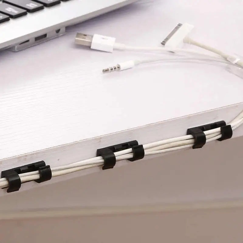 20pcs / pack self-adhesive wire organizer cable clip (3cm x 1cm)
