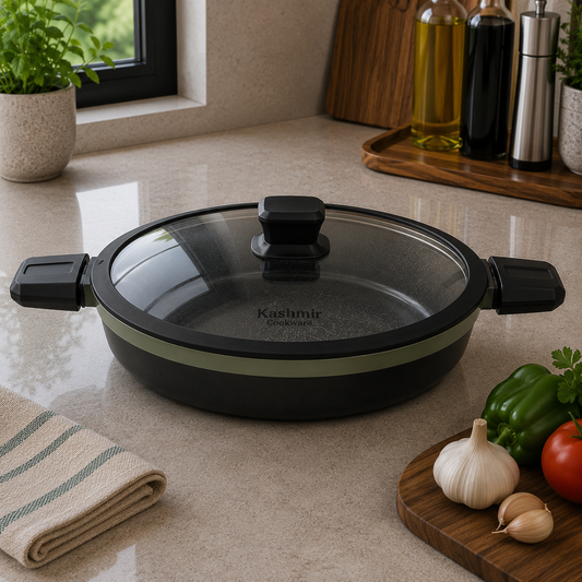 Alpenberg Shallow Pot with Glass Lid - 34cm