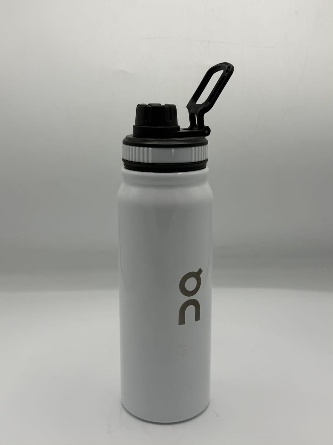 On Insulated Steel Water Bottle – Black & White (700ml)